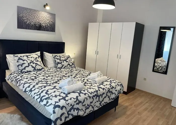 Апартаменты Attila Задар