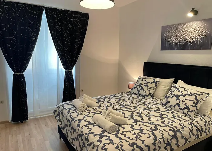 Attila Апартаменты Задар